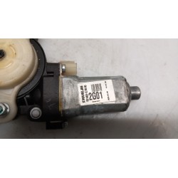 ALZACRISTALLO ELETTR. PORTA ANT. DX. 105 HYUNDAI I20 (07/18-03/21) G4LA 82404C7010