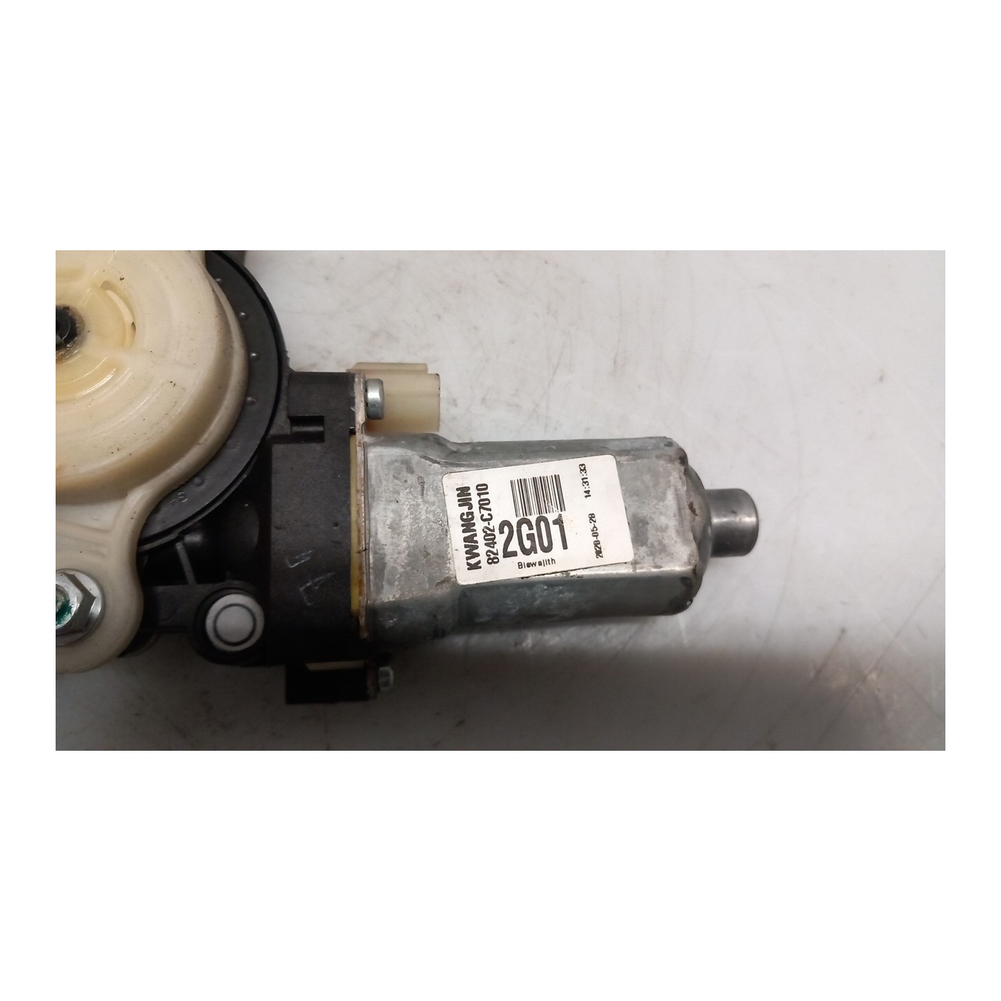 ALZACRISTALLO ELETTR. PORTA ANT. DX. 105 HYUNDAI I20 (07/18-03/21) G4LA 82404C7010