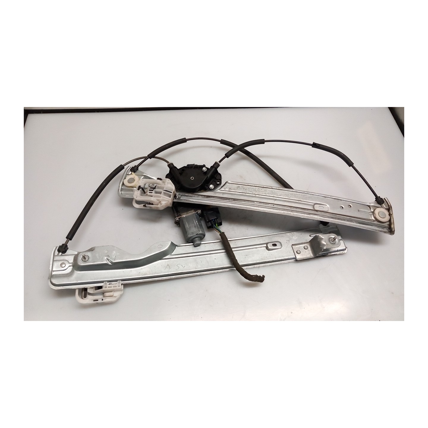 ALZACRISTALLO ELETTR. PORTA ANT. C/MOTORINO SX. 131 FORD KUGA (12/12-08/16) BNMA 5270493