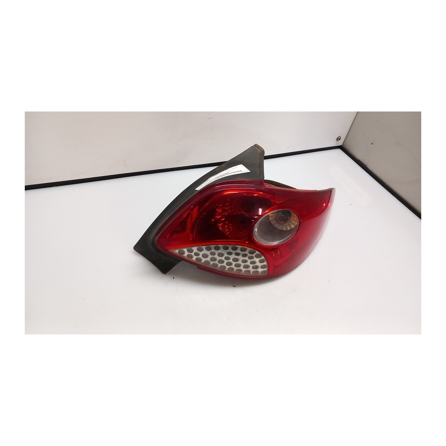 FANALE POST. DX. 174 PEUGEOT 206 PLUS (02/09-) HFX 6351GV