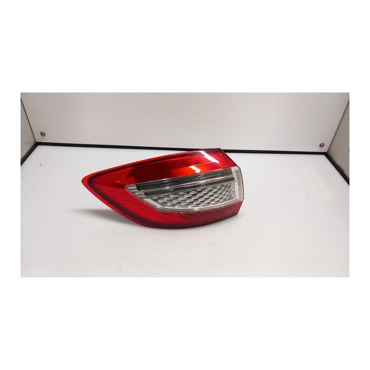 FANALE POST. PARTE EST. SX. 188 FORD MONDEO (CA2) (03/10-) TXBA 1767496