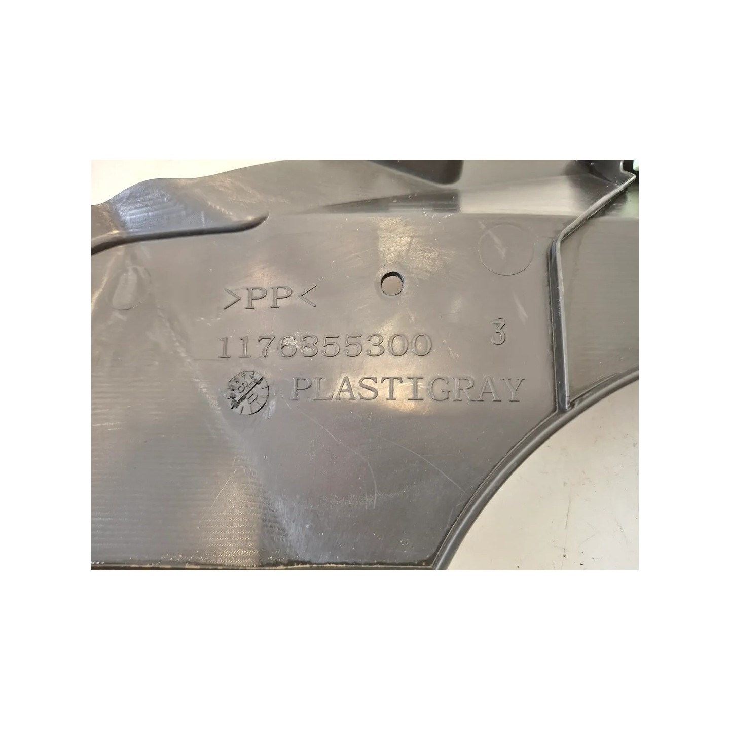 Protezione inferiore manubrio Peugeot Geopolis 400 Geo400 