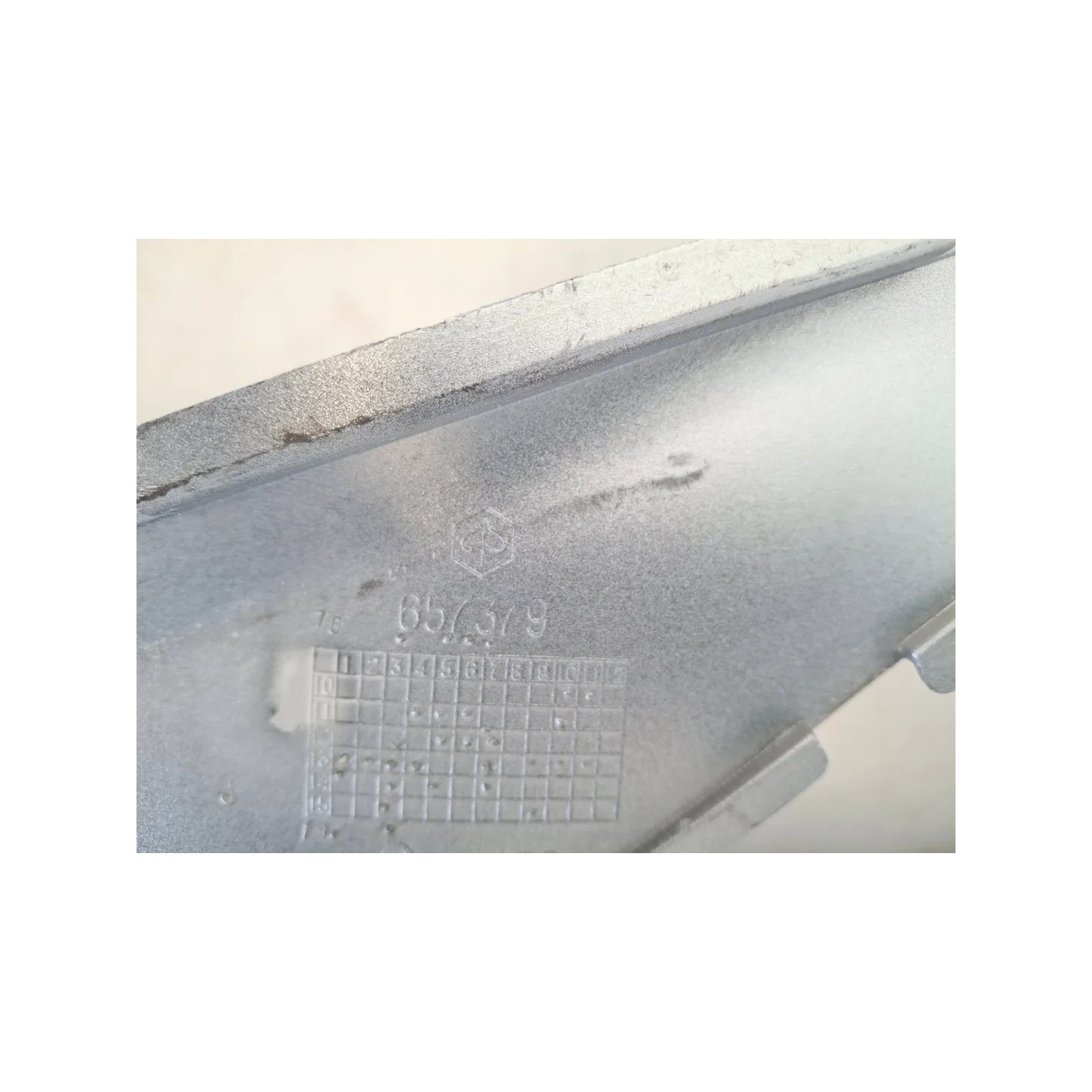 Pedana appoggiapiede anteriore Piaggio Mp3 Yourban Mp3 300 Yourban ERL Euro 3 Destro