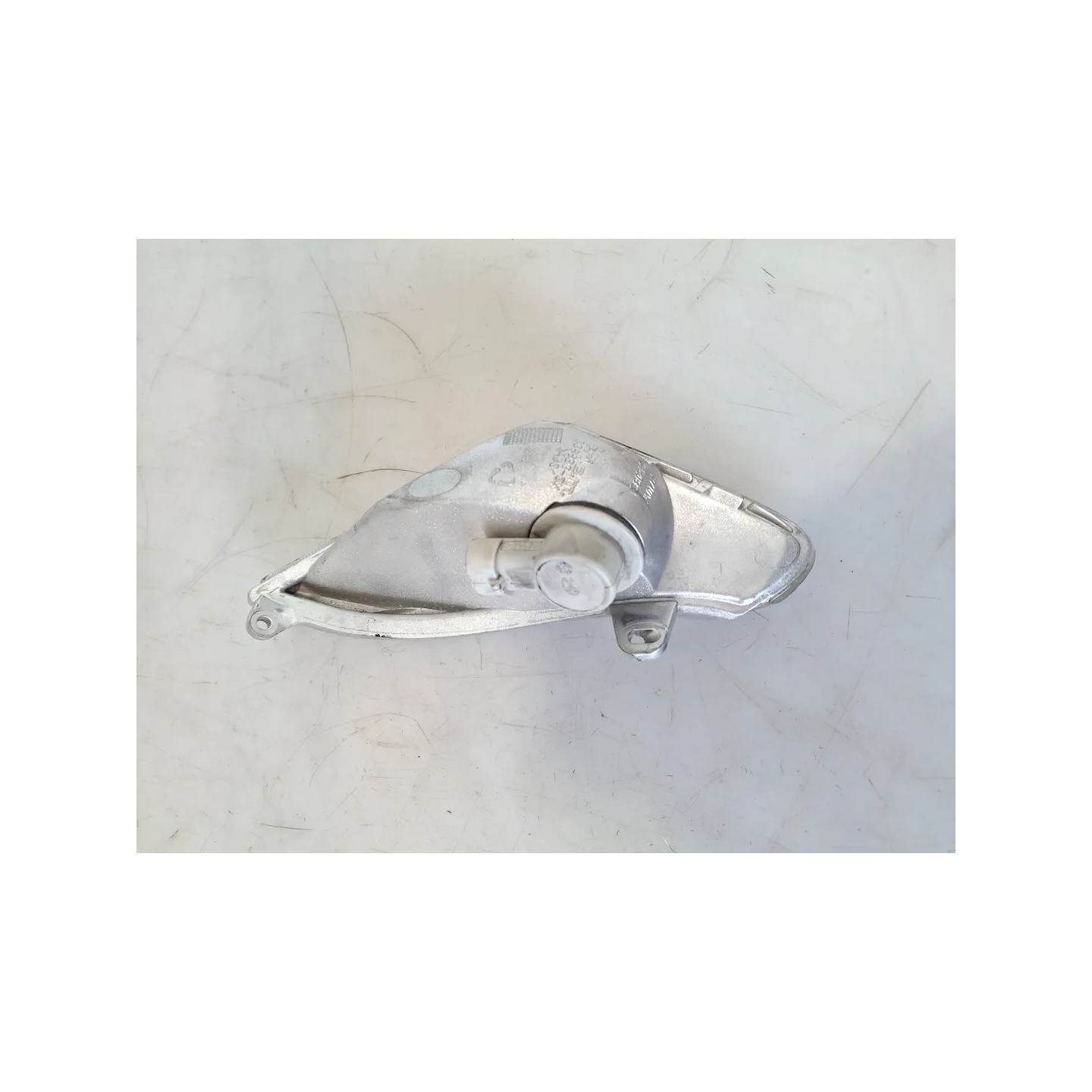 Indicatore direzione anteriore Piaggio Mp3 Yourban Mp3 300 Yourban ERL Euro 3 Sinistro