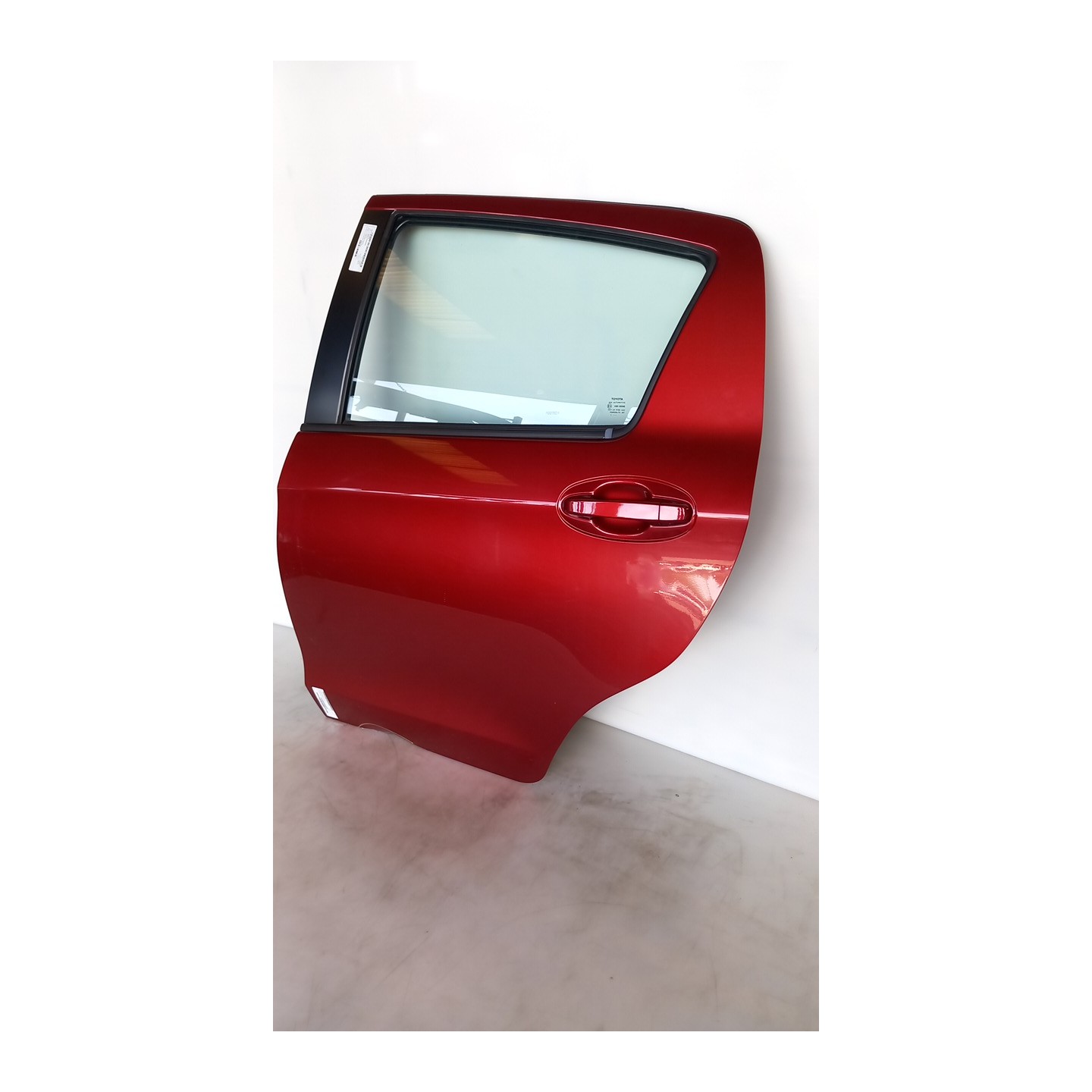 PORTA POST. SX. 020 TOYOTA YARIS (09/11-02/15) 1NDTV 670040D210
