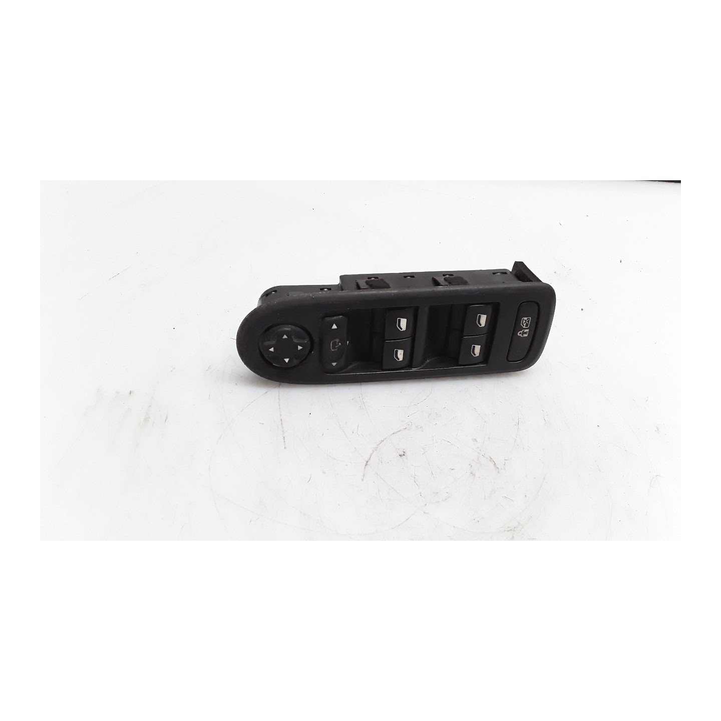BLOCCO COMANDI ALZACRISTALLI E RETROVISORI EST. 019 CITROEN C5 (X7) (02/08-) 4HT 6490C3