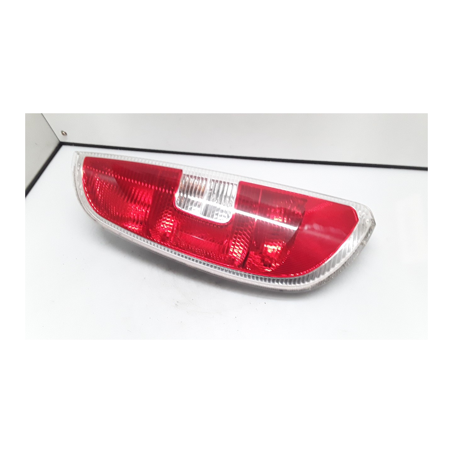 FANALE POST. SX. 038 SKODA ROOMSTER (5J) (03/10-) CAY 5J7945111
