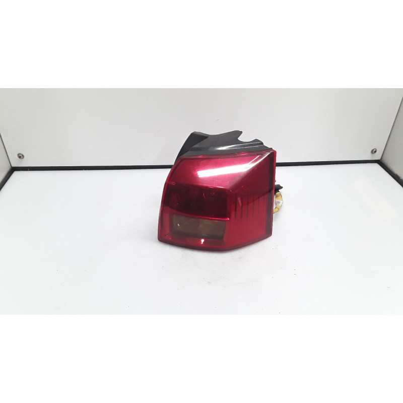 FANALE POST. PARTE EST. DX. 075 PEUGEOT 4007 (06/07-) 4HN 6351EF