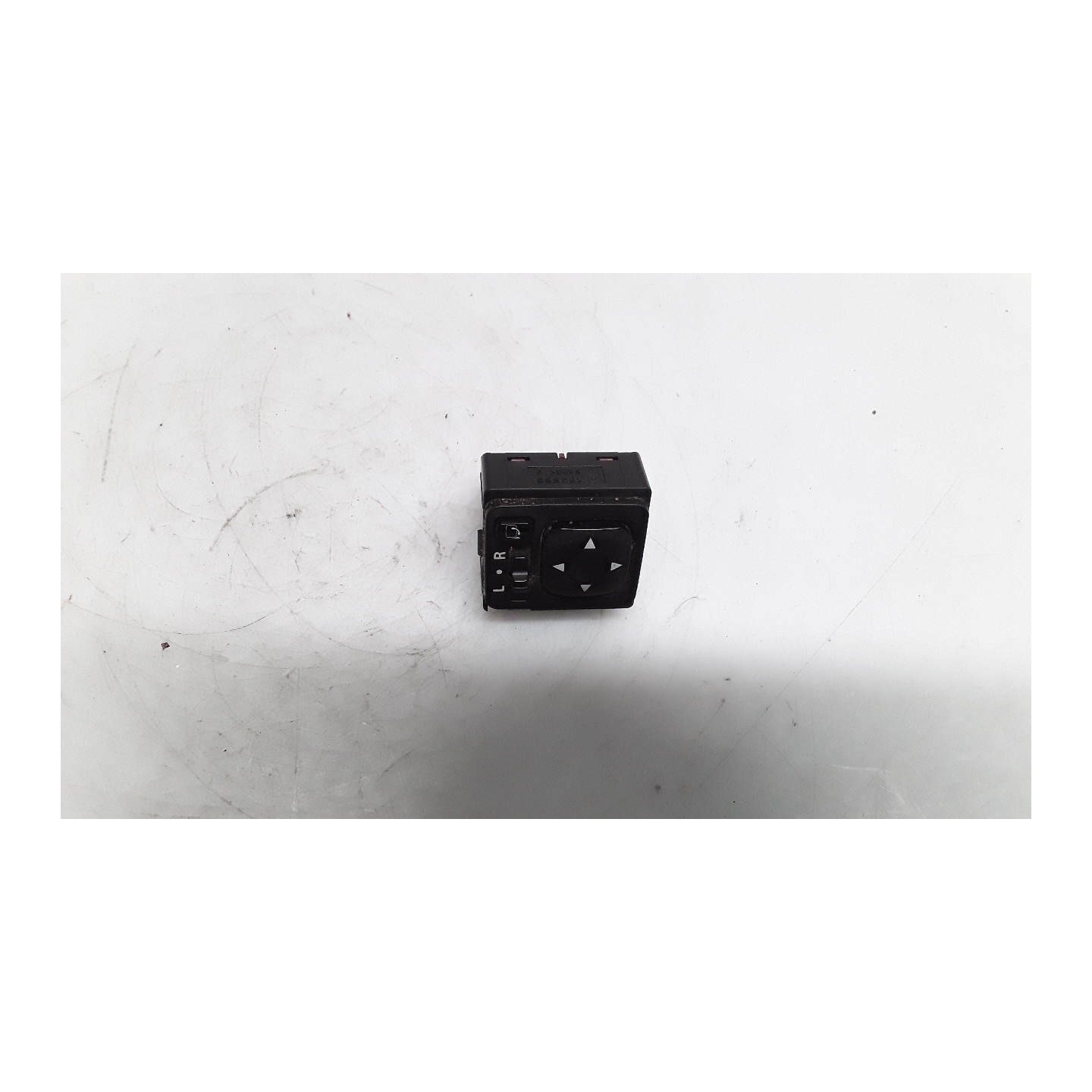INTERRUTTORE REGOLAZIONE RETROVISORE EST. 076 PEUGEOT 4007 (06/07-) 4HN 6590X0