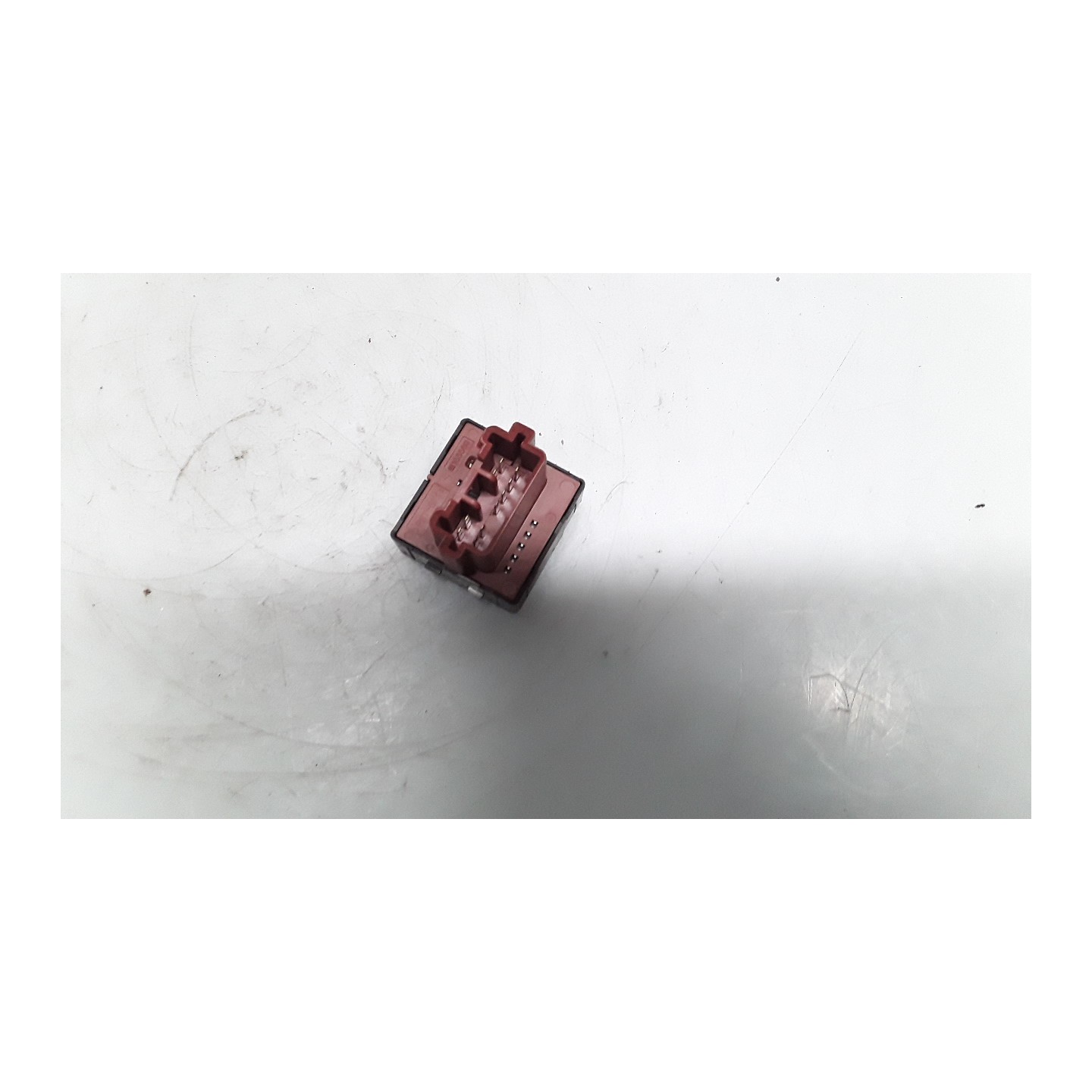 INTERRUTTORE REGOLAZIONE RETROVISORE EST. 076 PEUGEOT 4007 (06/07-) 4HN 6590X0