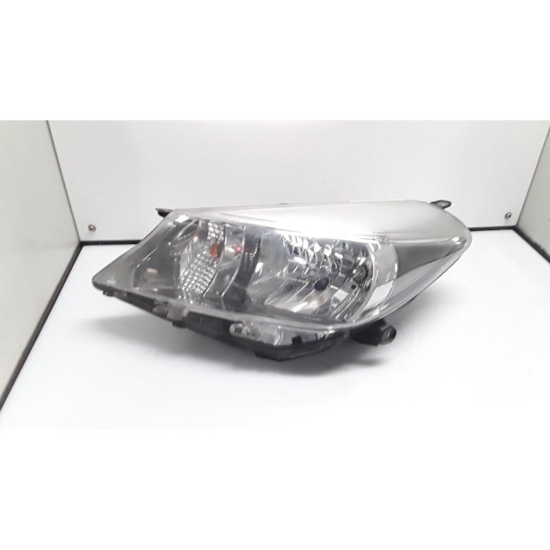 PROIETTORE SX. 102 TOYOTA YARIS (09/11-02/15) 1NDTV 811700D450