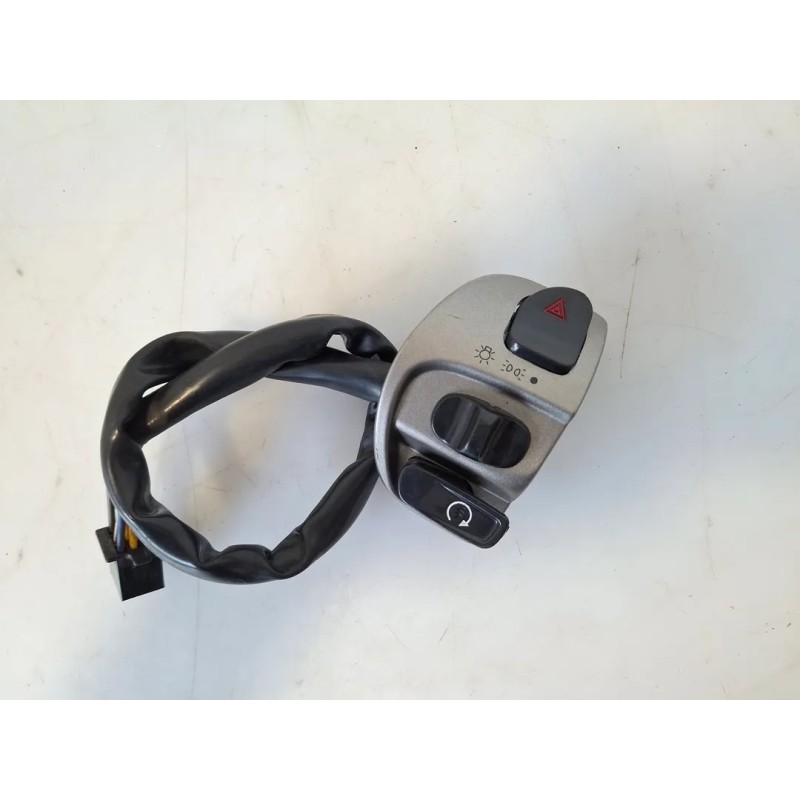 Blocco comandi multifunzioni Benelli ZenZero ZenZero 350 Destro