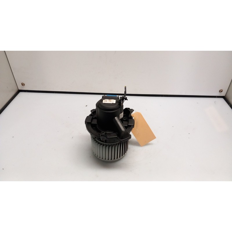 MOTORINO VENTILAZIONE ABITACOLO 125 NISSAN MICRA (K14FR) (01/17-) K9K 272205FA9E