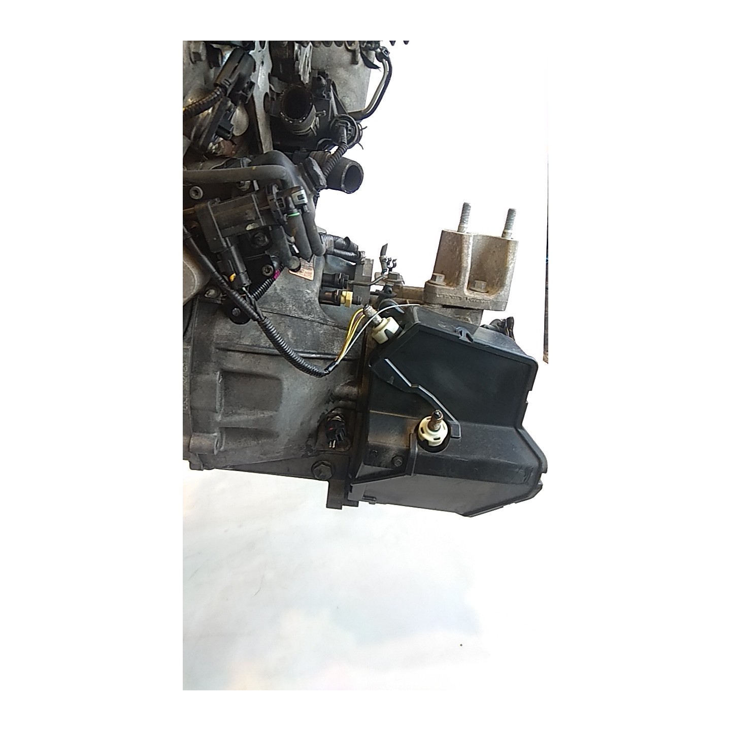 CAMBIO COMPL. 008 FORD FIESTA (CCN) (11/12-) UGJC 2021859