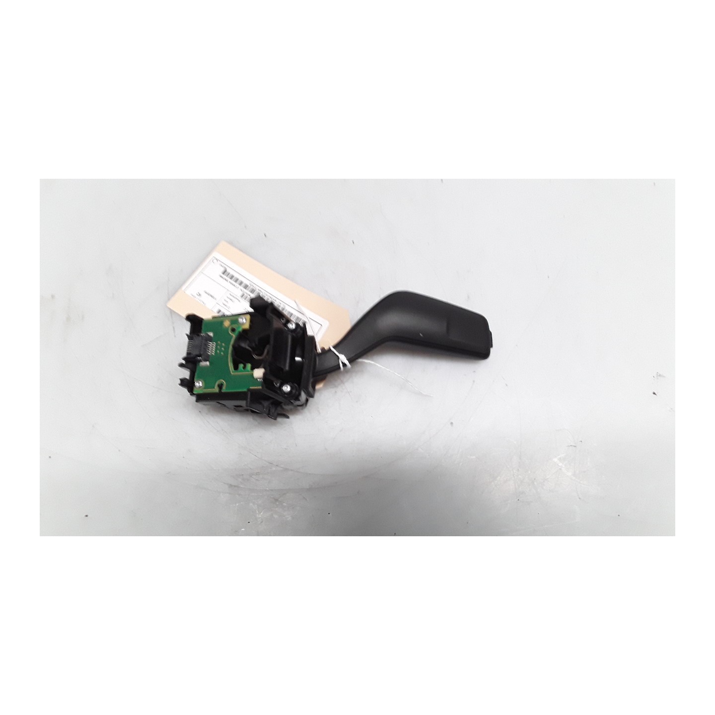 BLOCCO COMANDO VOLANTE LUCI C/ASS. MANTEN. CORSIA 045 FORD FOCUS (CGE) (04/18-) ZTDA 2092998