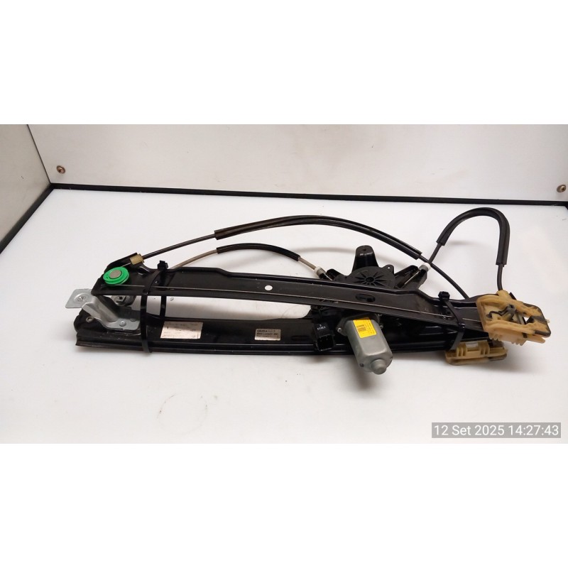 ALZACRISTALLO ELETTR. PORTA ANT. AP./CH.COMPL.CRIST.ANT. EL. SX. 027 FORD C-MAX (CB7) (09/10-05/15) T1DB 1884422