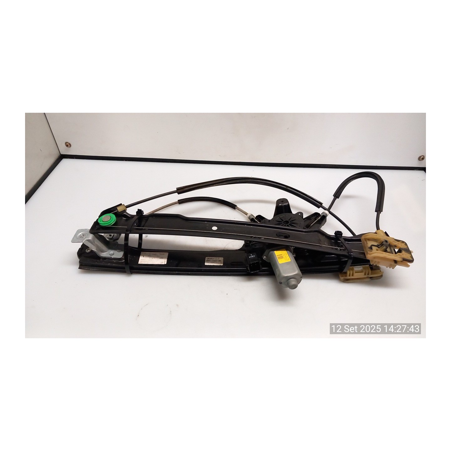 ALZACRISTALLO ELETTR. PORTA ANT. AP./CH.COMPL.CRIST.ANT. EL. SX. 027 FORD C-MAX (CB7) (09/10-05/15) T1DB 1884422