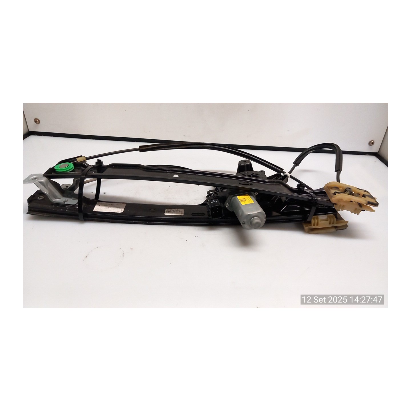 ALZACRISTALLO ELETTR. PORTA ANT. AP./CH.COMPL.CRIST.ANT. EL. SX. 027 FORD C-MAX (CB7) (09/10-05/15) T1DB 1884422