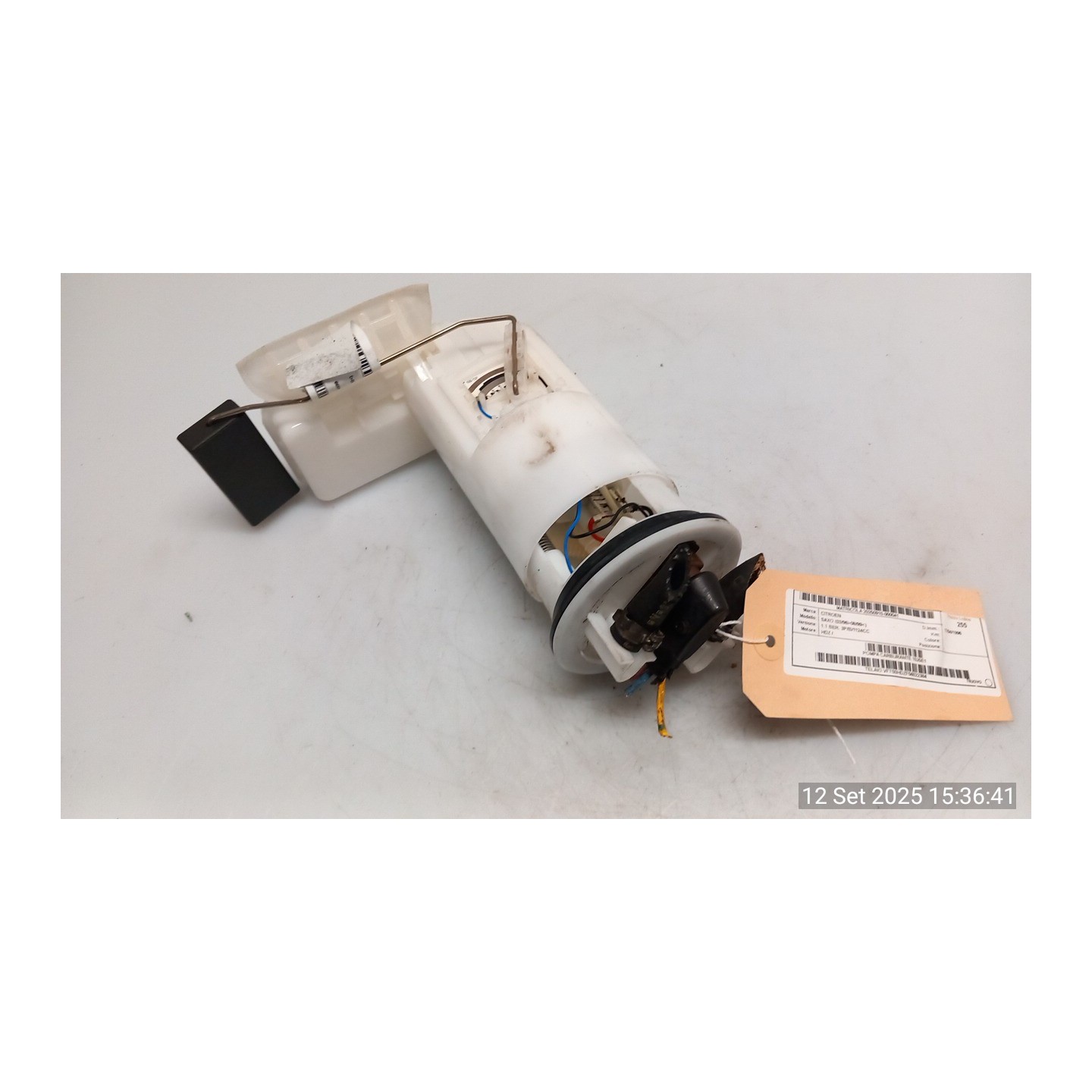POMPA CARBURANTE 041 CITROEN SAXO (03/96-08/99) HDZ 1525E1