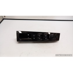 BLOCCO COMANDI ALZACRISTALLI C/RETROV. EST. RIPIEGHEVOLE EL 068 KIA SORENTO 1A SERIE (08/06-11/09 D4CB 935703E230WK