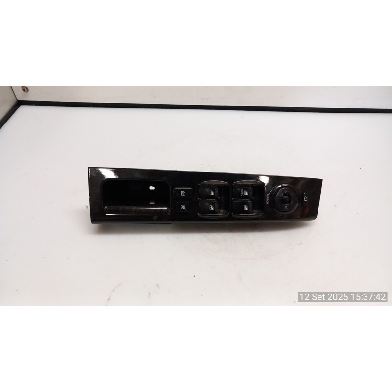 BLOCCO COMANDI ALZACRISTALLI C/RETROV. EST. RIPIEGHEVOLE EL 068 KIA SORENTO 1A SERIE (08/06-11/09 D4CB 935703E230WK