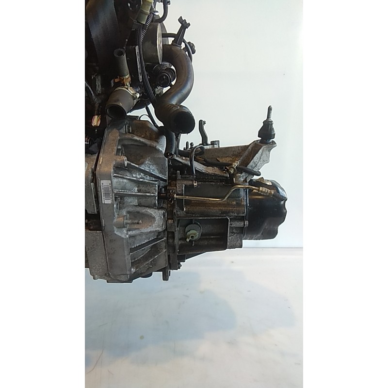 CAMBIO COMPL. 098 DACIA SANDERO (07/08-04/13) K9KK7 6001548755