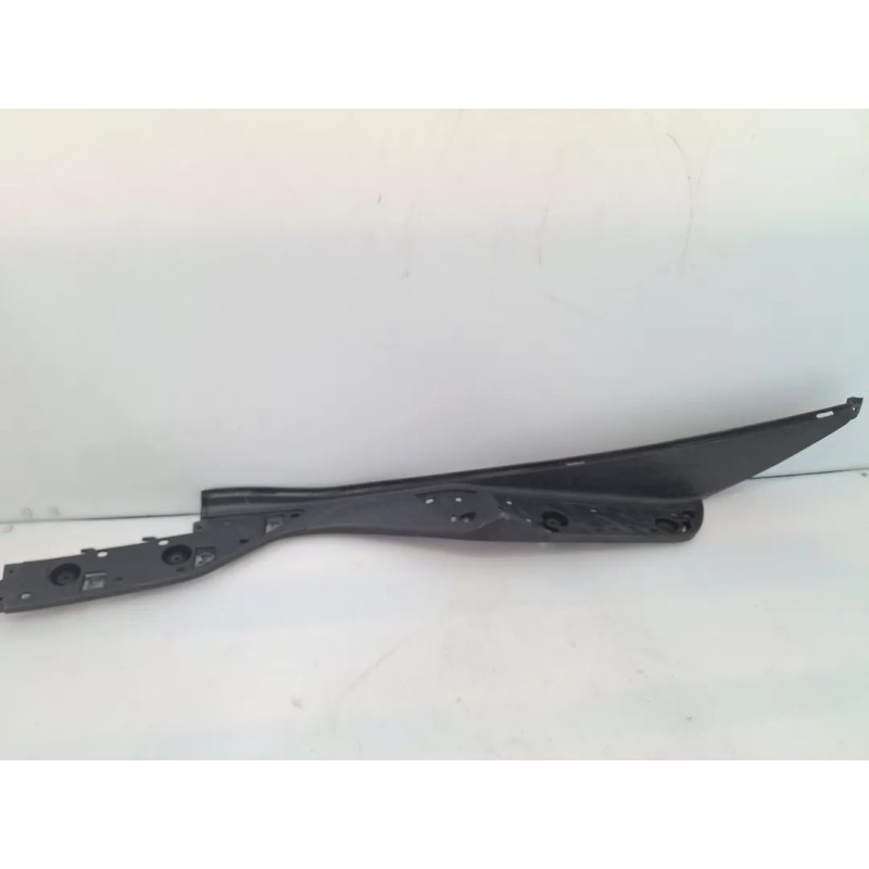 Pavimento laterale appoggiapiedi Suzuki AN Burgman 400 (E2) AN Burgman 400 Sinistro