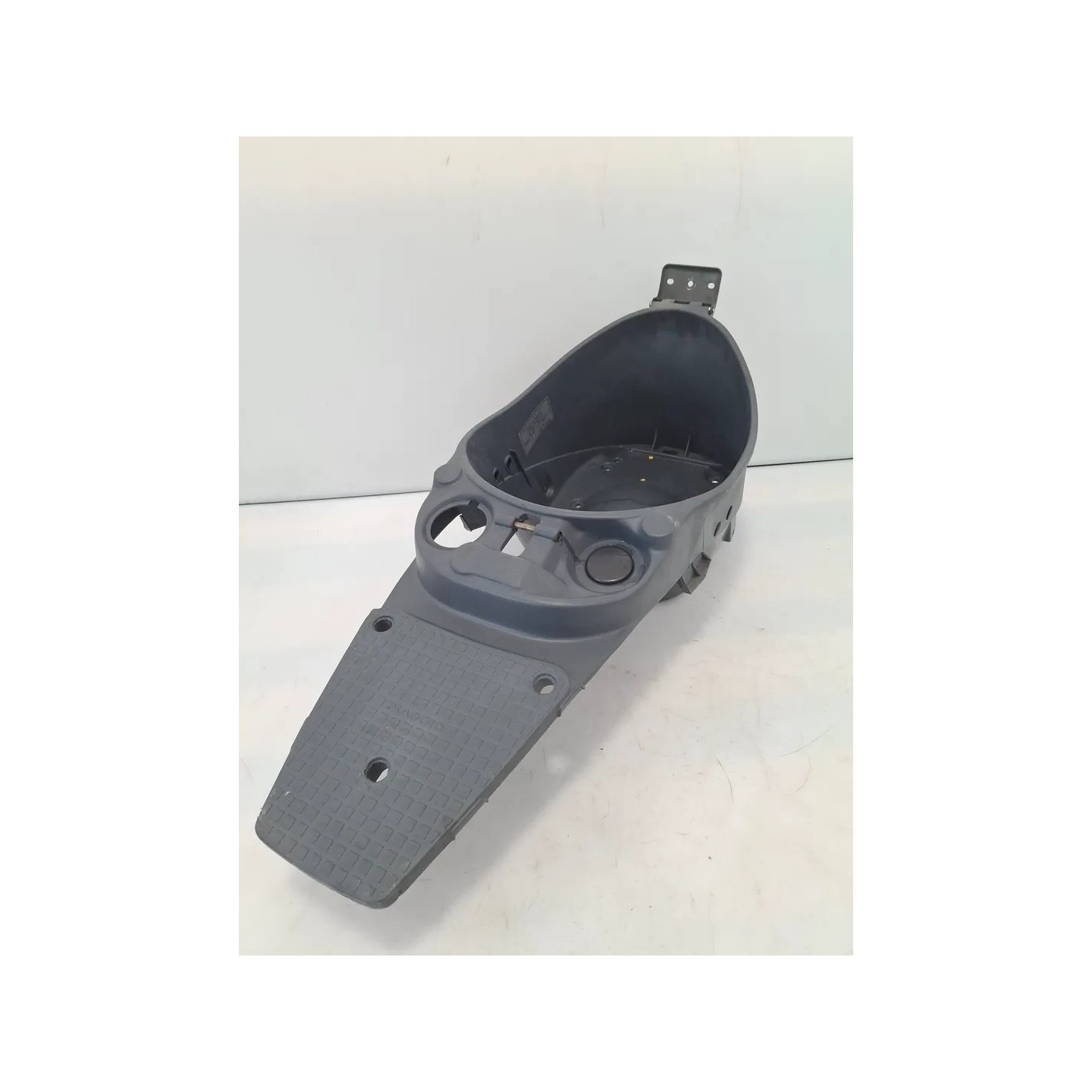 Vano porta casco Piaggio Free 100 (E1) Free 100 
