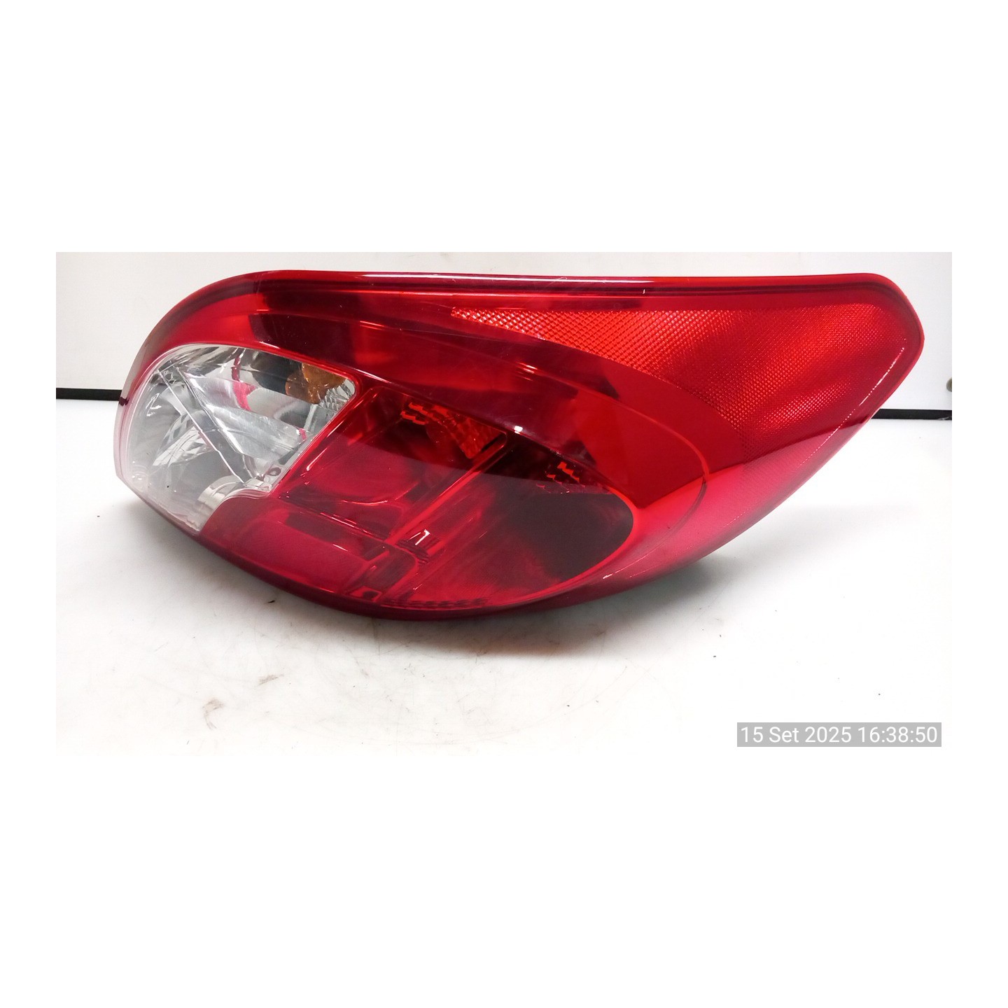FANALE POST. SX. 083 HYUNDAI I20 (05/12-) D3FA 924014P500