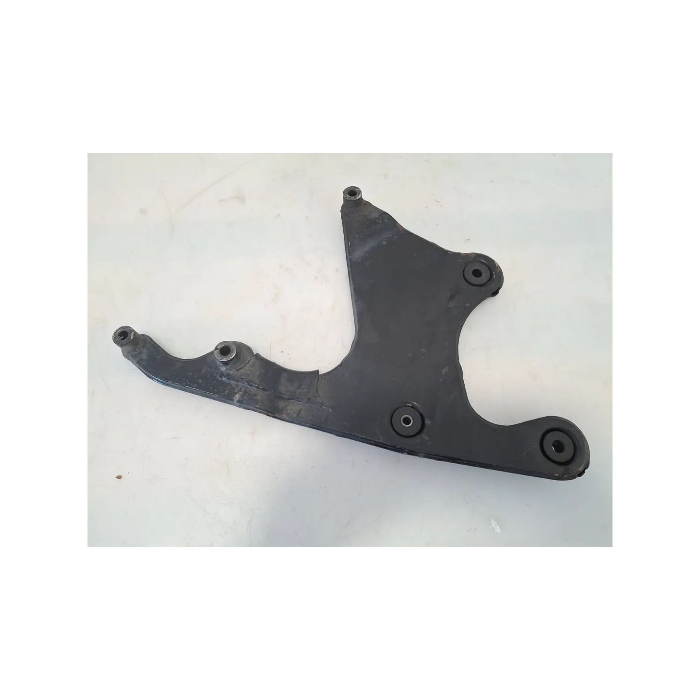 Supporto silenziatore scarico posteriore Suzuki AN Burgman 400 (E2) AN Burgman 400 