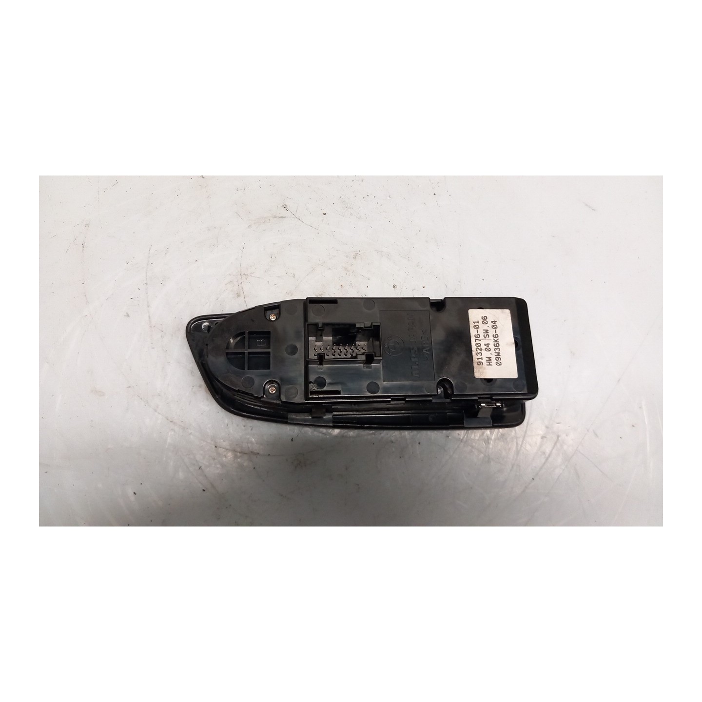 BLOCCO COMANDI ALZACRISTALLI E RETROVISORI EST. NERO SX. 092 BMW SERIE 1 (E81/E87) (03/07-12/12 N47D20C 61319216555
