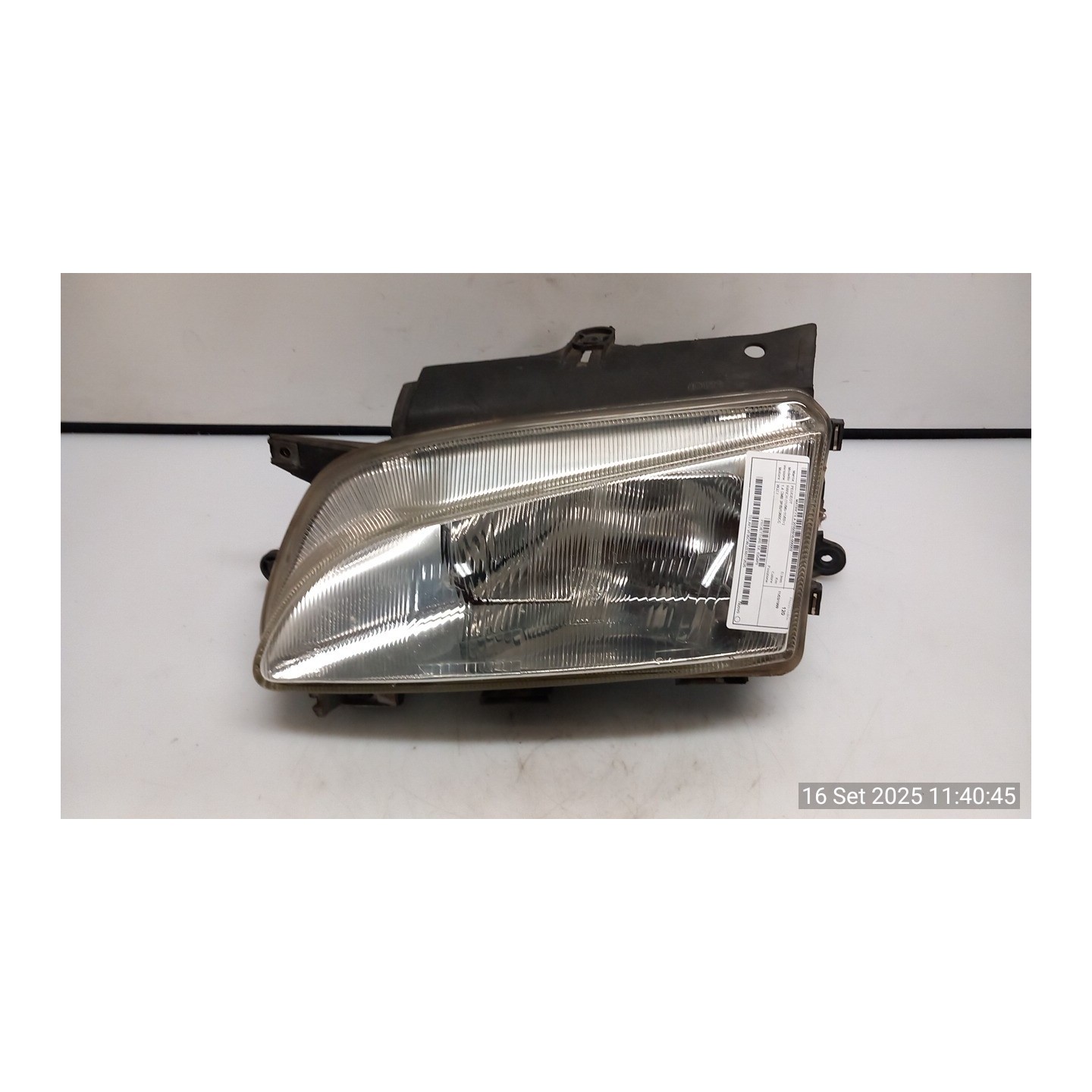 PROIETTORE SX. 002 PEUGEOT RANCH (11/96-11/02) WJZ 6204P8