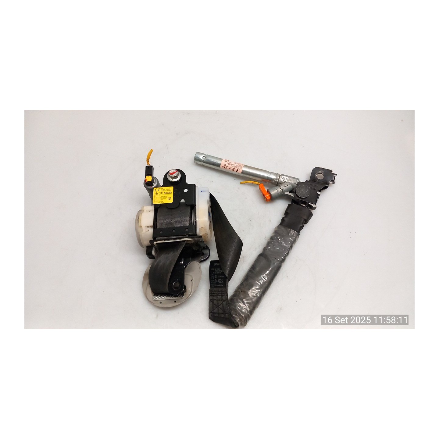 CINTURA DI SICUREZZA ANT. SX. 050 HYUNDAI IX35 (02/10-12/15) D4FD 888102Y2009P