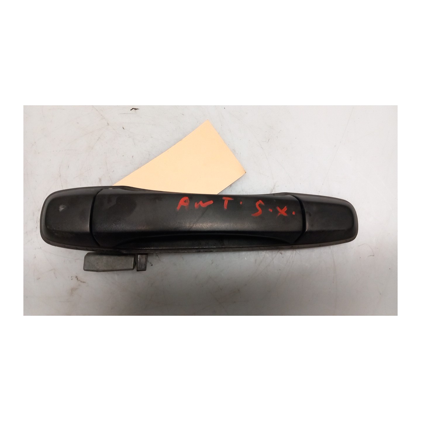 MANIGLIA PORTA ANT. SX. 088 SUBARU FORESTER 2A SERIE (10/02-04/08 EJ20 61021SA031TG