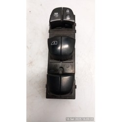 BLOCCO COMANDI ALZACRISTALLI 113 NISSAN JUKE (F15E) (10/10-12/18) K9K 254011KA5E