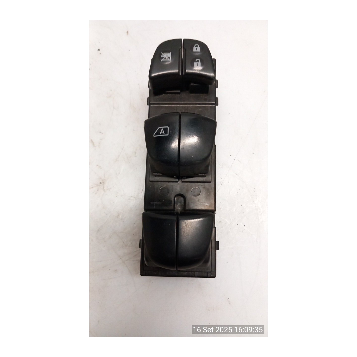 BLOCCO COMANDI ALZACRISTALLI 113 NISSAN JUKE (F15E) (10/10-12/18) K9K 254011KA5E