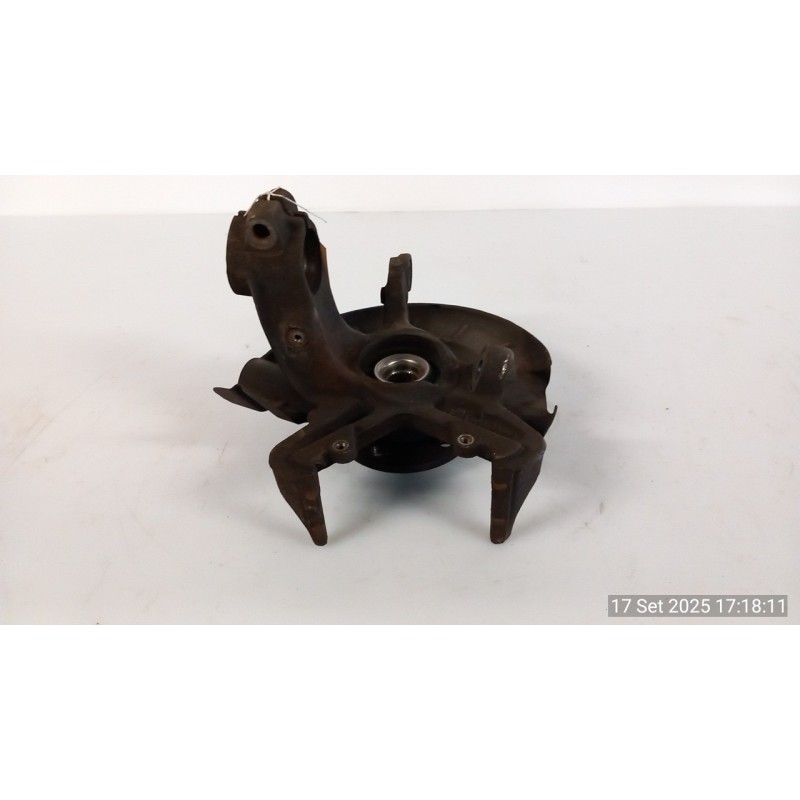 MONTANTE SOSP. ANT. C/PORTAFRENO C/SERVOSTERZO DX. 050 VOLKSWAGEN POLO (9N) (10/01-03/05) BKY 6Q0407256AC