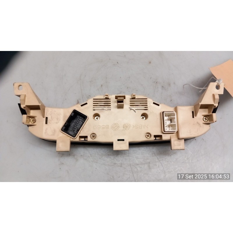 BLOCCO COMANDI MULTIFUNZIONI C/CRISTALLI ELET. 017 FIAT PUNTO (2U) (07/03-01/07) 188A4000 735359887