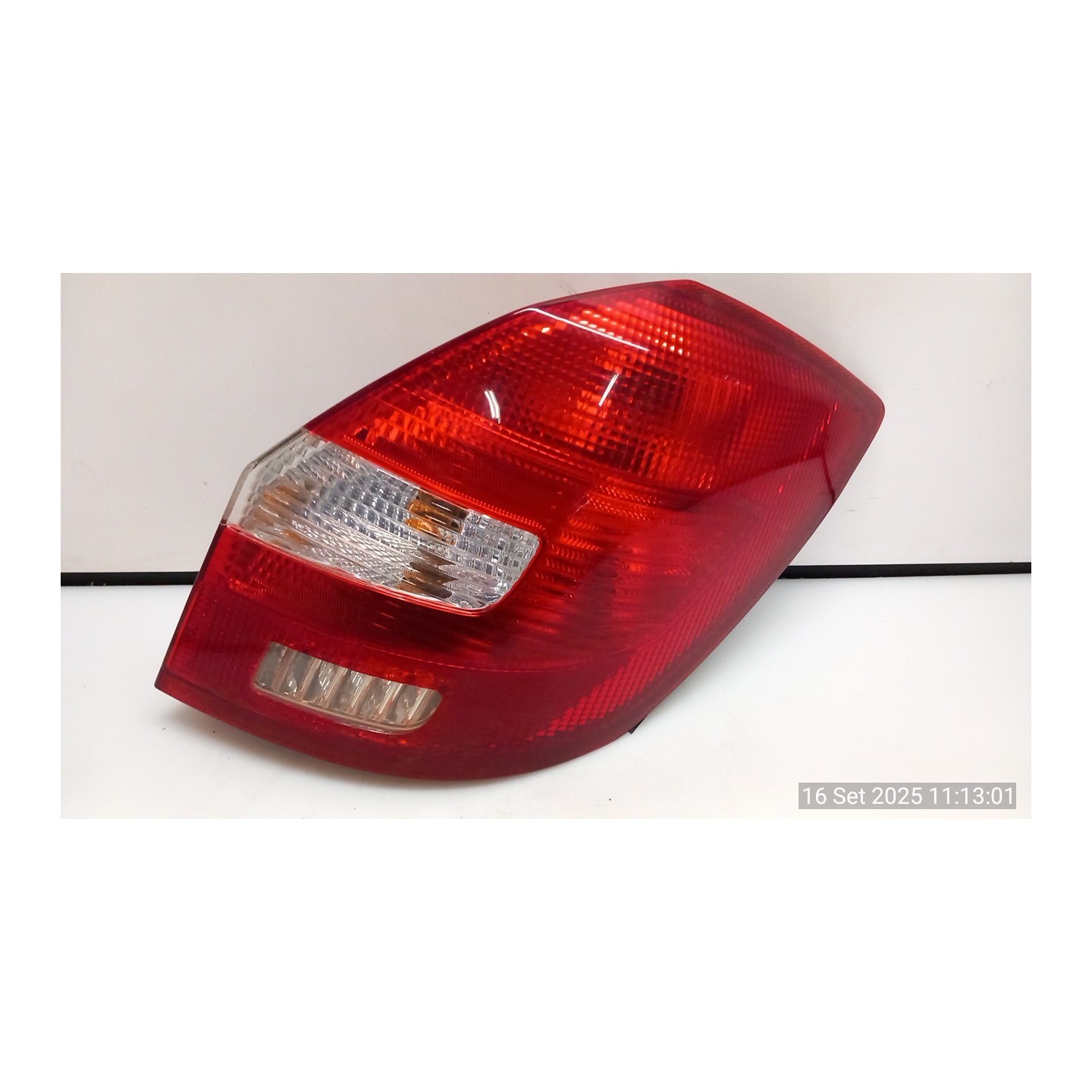 FANALE POST. DX. 021 SKODA FABIA (54) (04/07-03/15) BZG 5J6945112