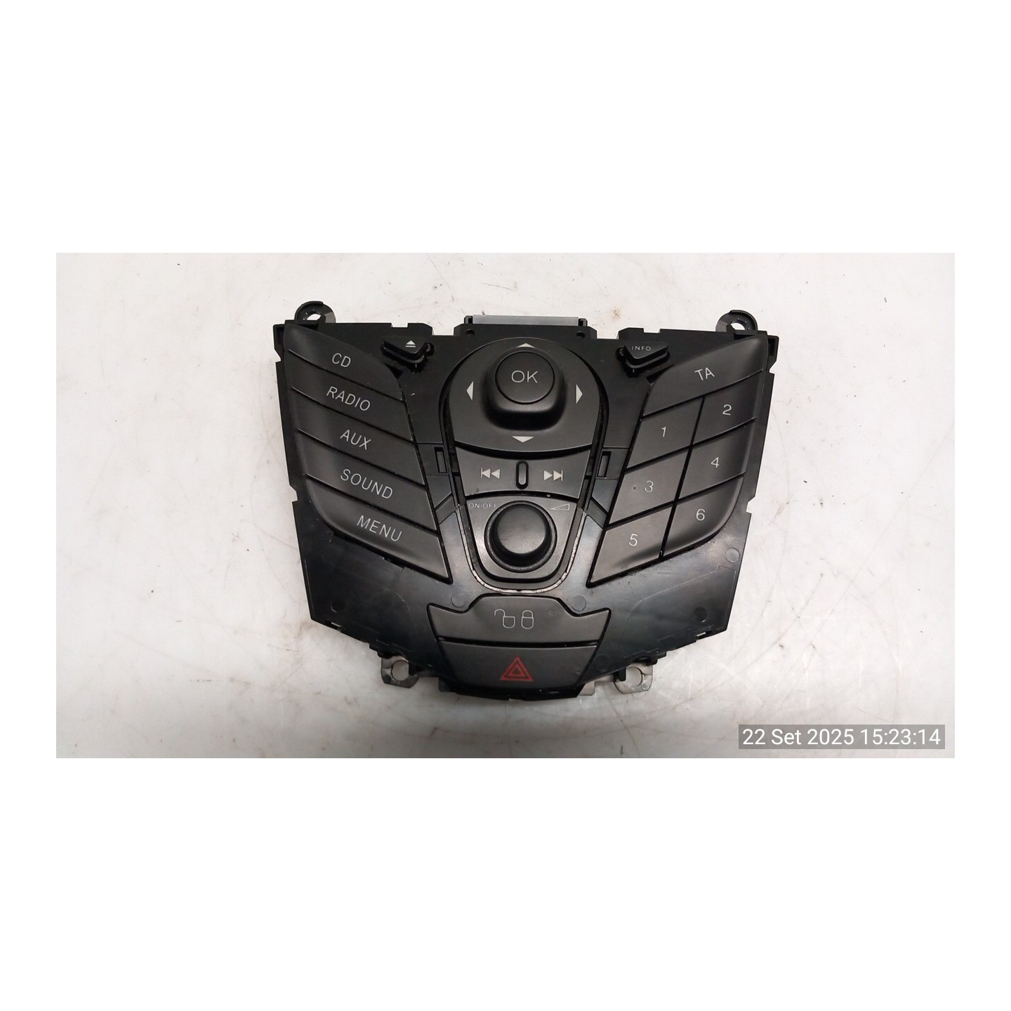 BLOCCO COMANDI MULTIFUNZIONI SERIE 32 C/IVD/CONT.TRAZ./ABSA 030 FORD FIESTA (CB1) (09/08-10/13) KVJA 1514081