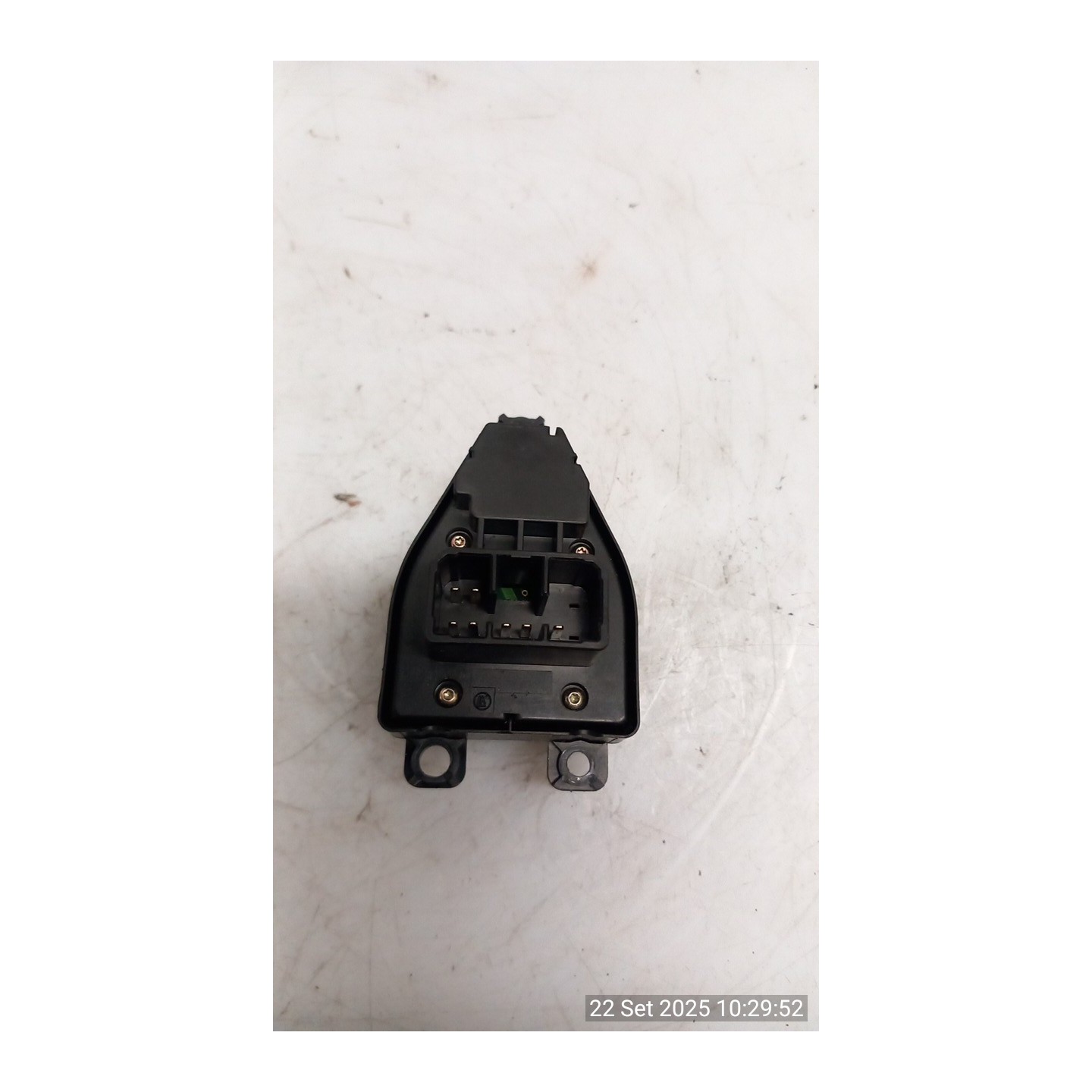 INTERRUTTORE REGOLAZIONE RETROVISORE EST. 032 MAZDA MAZDA 2 1A SERIE (02/03-08/07 FUJA GE8C66600