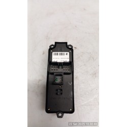 BLOCCO COMANDI ALZACRISTALLI C/CRISTALLI ELETTRICI POST 033 MAZDA MAZDA 2 1A SERIE (02/03-08/07 FUJA DD1066350B
