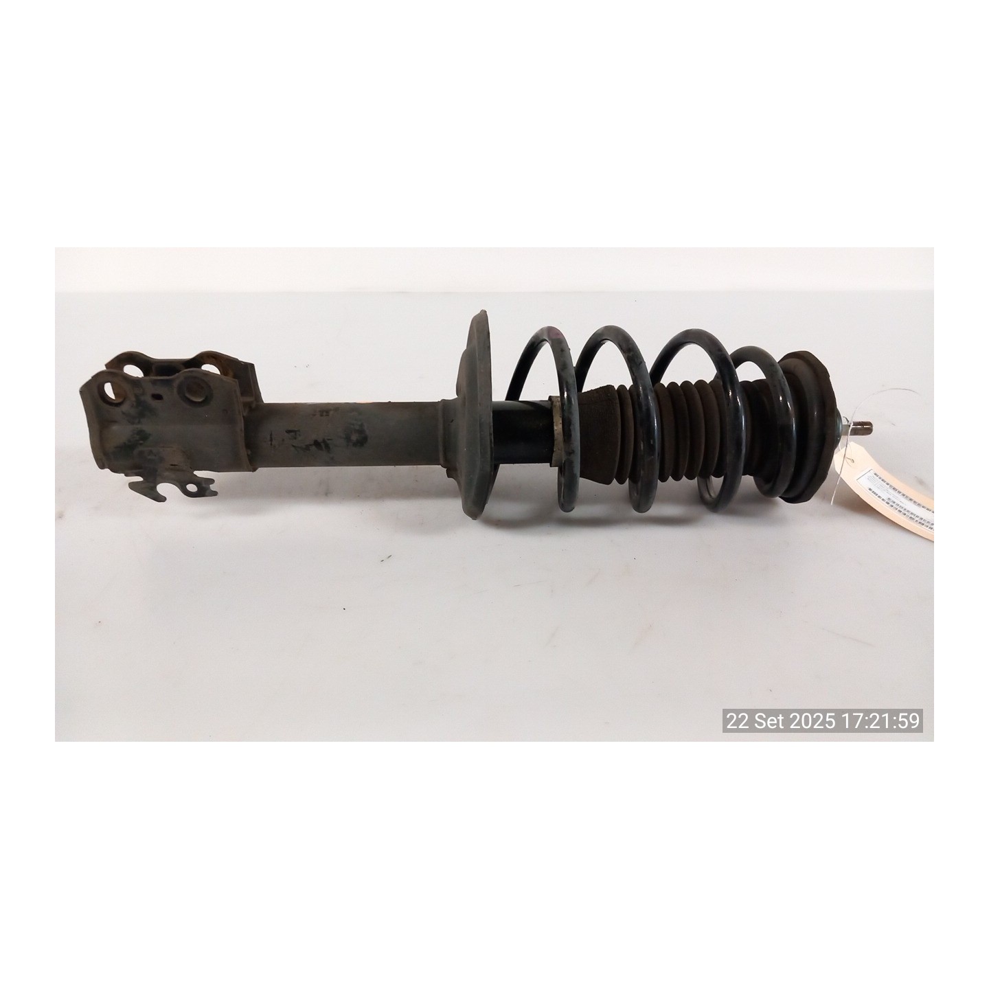 AMMORTIZZATORE ANT. SX. 025 TOYOTA YARIS (09/11-02/15) 1NDTV 485200D250