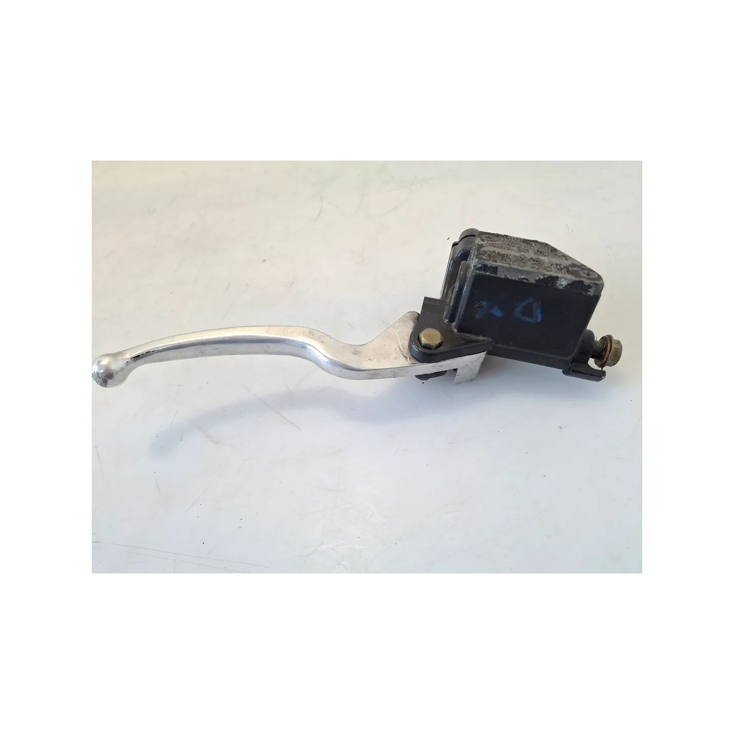 Pompa con serbatoio liquido freni anteriore con leva Sym Symphony 125 S (E3) Symphony 125 S 