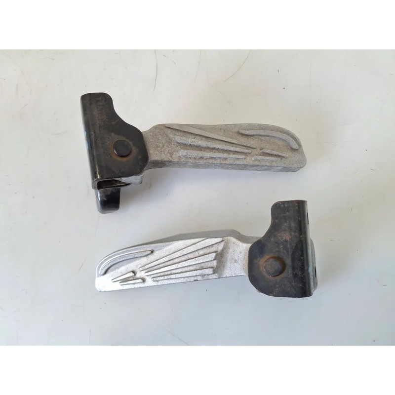 Pedana appoggiapiede posteriore completo Sym Symphony 125 S (E3) Symphony 125 S 