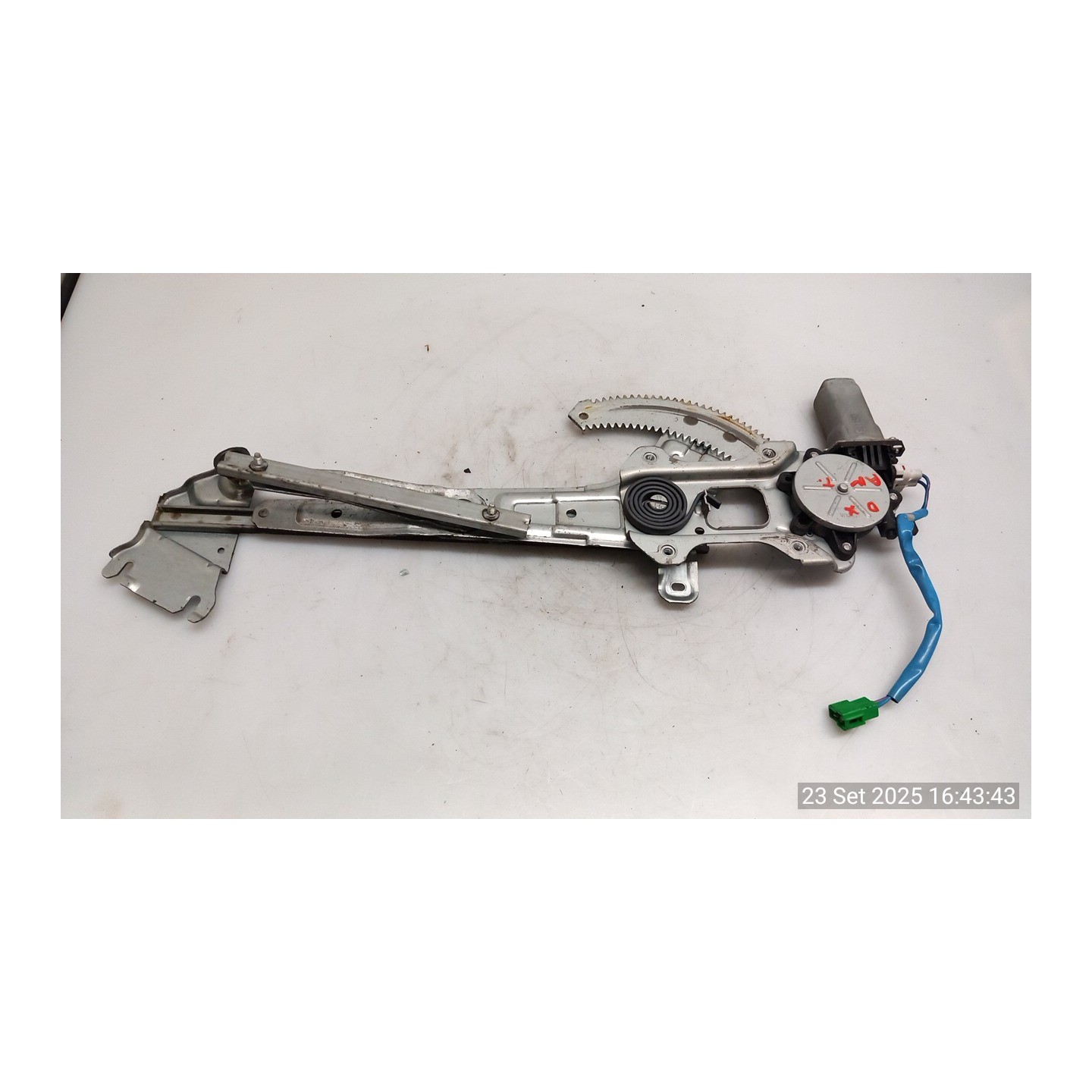 ALZACRISTALLO ELETTR. PORTA ANT. DX. 073 SUBARU FORESTER 2A SERIE (10/02-04/08 EJ20 61222SA002