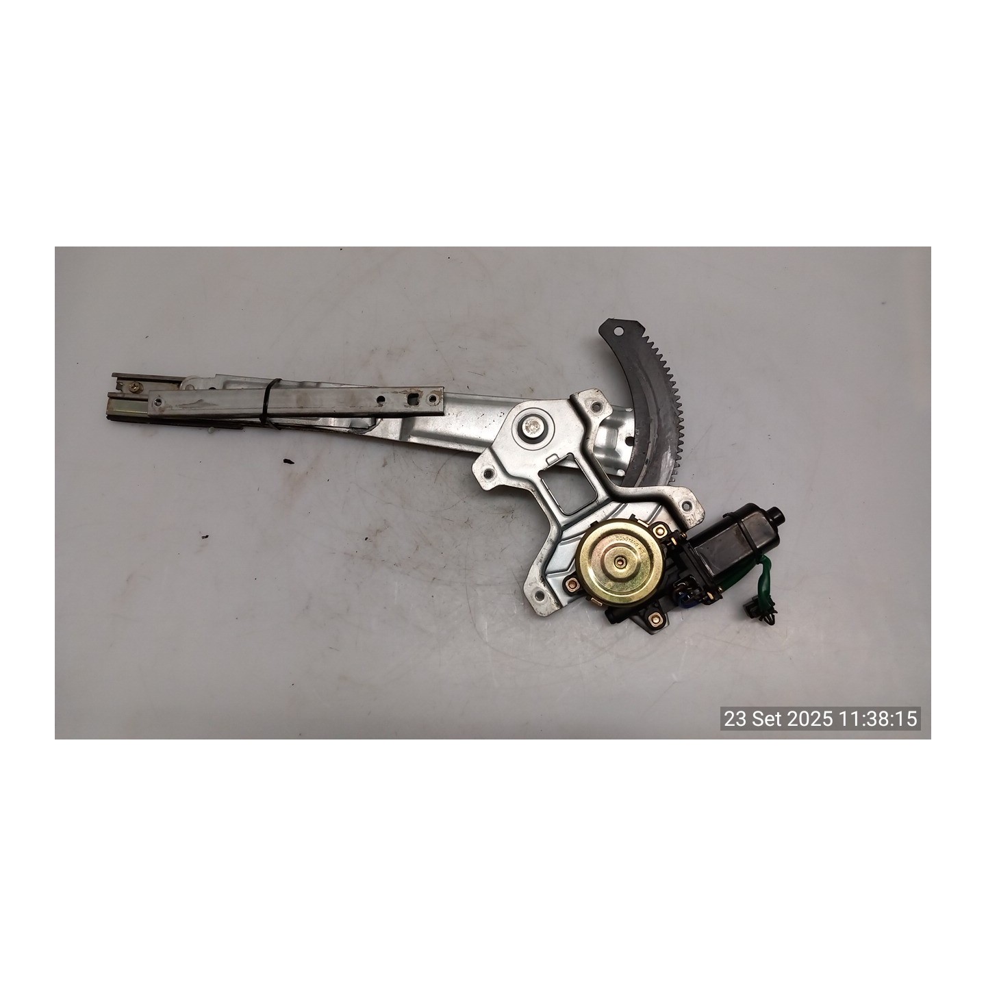 ALZACRISTALLO ELETTR. PORTA ANT. DX. 074 CHEVROLET (DAEWOO) MATIZ (M100) (12/00-02/06) F8CV 96323235