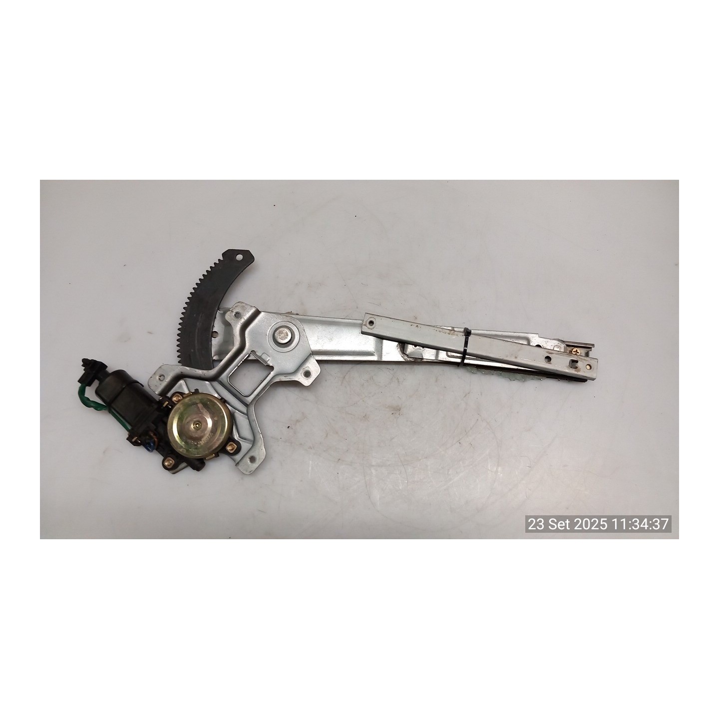 ALZACRISTALLO ELETTR. PORTA ANT. SX. 075 CHEVROLET (DAEWOO) MATIZ (M100) (12/00-02/06) F8CV 96323234