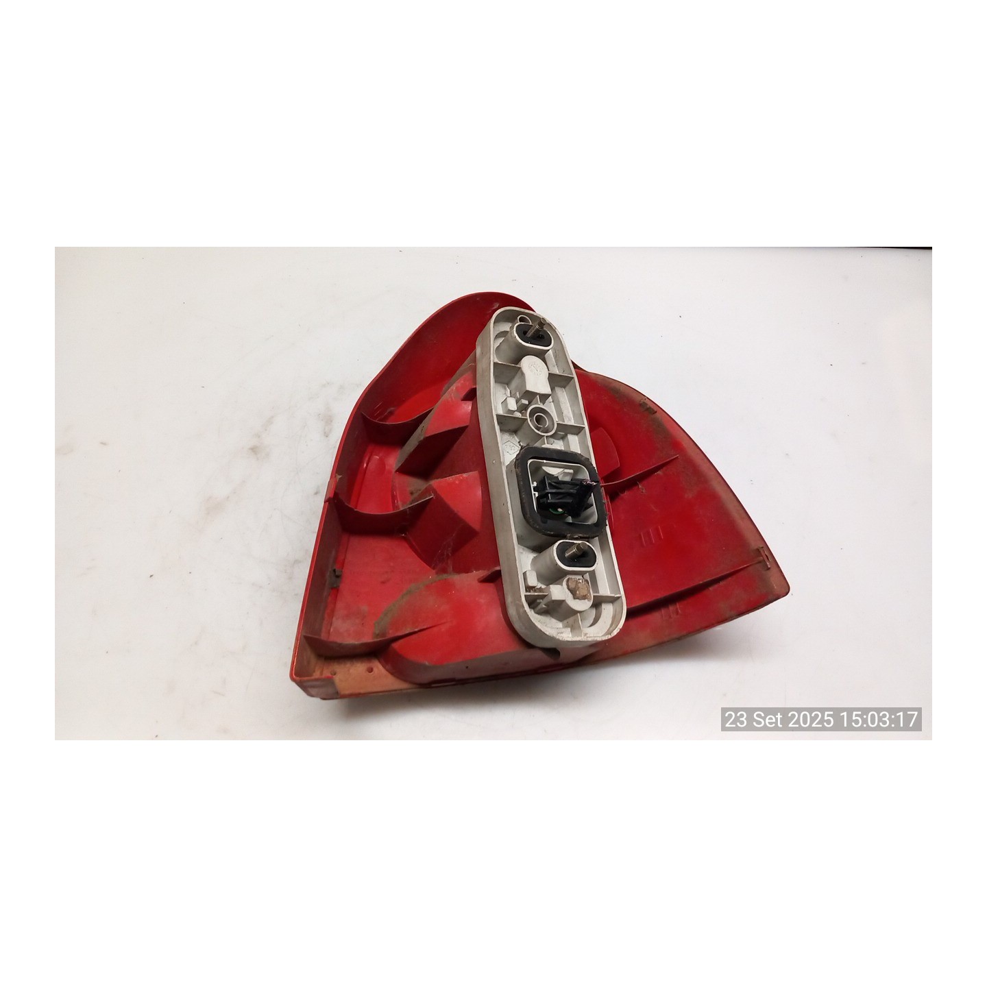 FANALE POST. 09/04 SX. 079 RENAULT TWINGO 1A SERIE (08/98-09/07) D7FB7 7700426319
