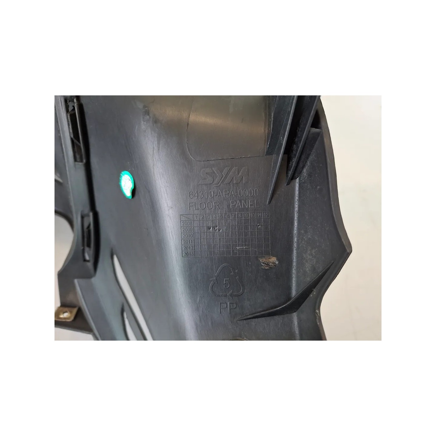 Pavimento appoggiapiedi Sym Symphony 125 S (E3) Symphony 125 S 